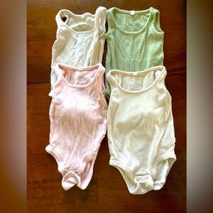 MORI baby - Sleeveless Onesies (4) 0-3M